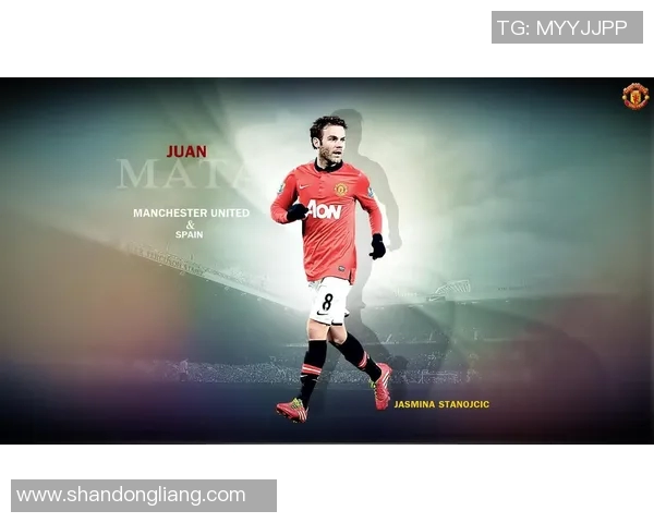 足球巨星挑战美式足球赛场精彩瞬间回顾与分析